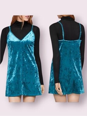 BCBGeneration Crushed Velvet Slip Dress Teal Size Small